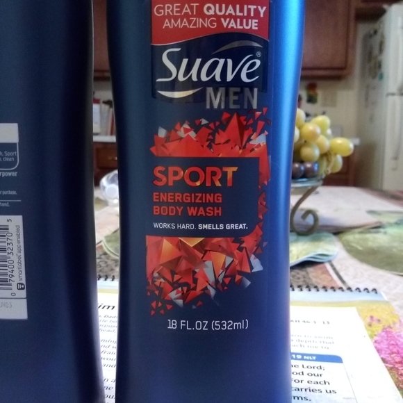 NEW (2) SUAVE MEN SPORT ENERGIZING BODY WASH - Picture 4 of 5